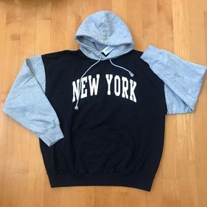 Brandy Melville New York Christy Hoodie NWT